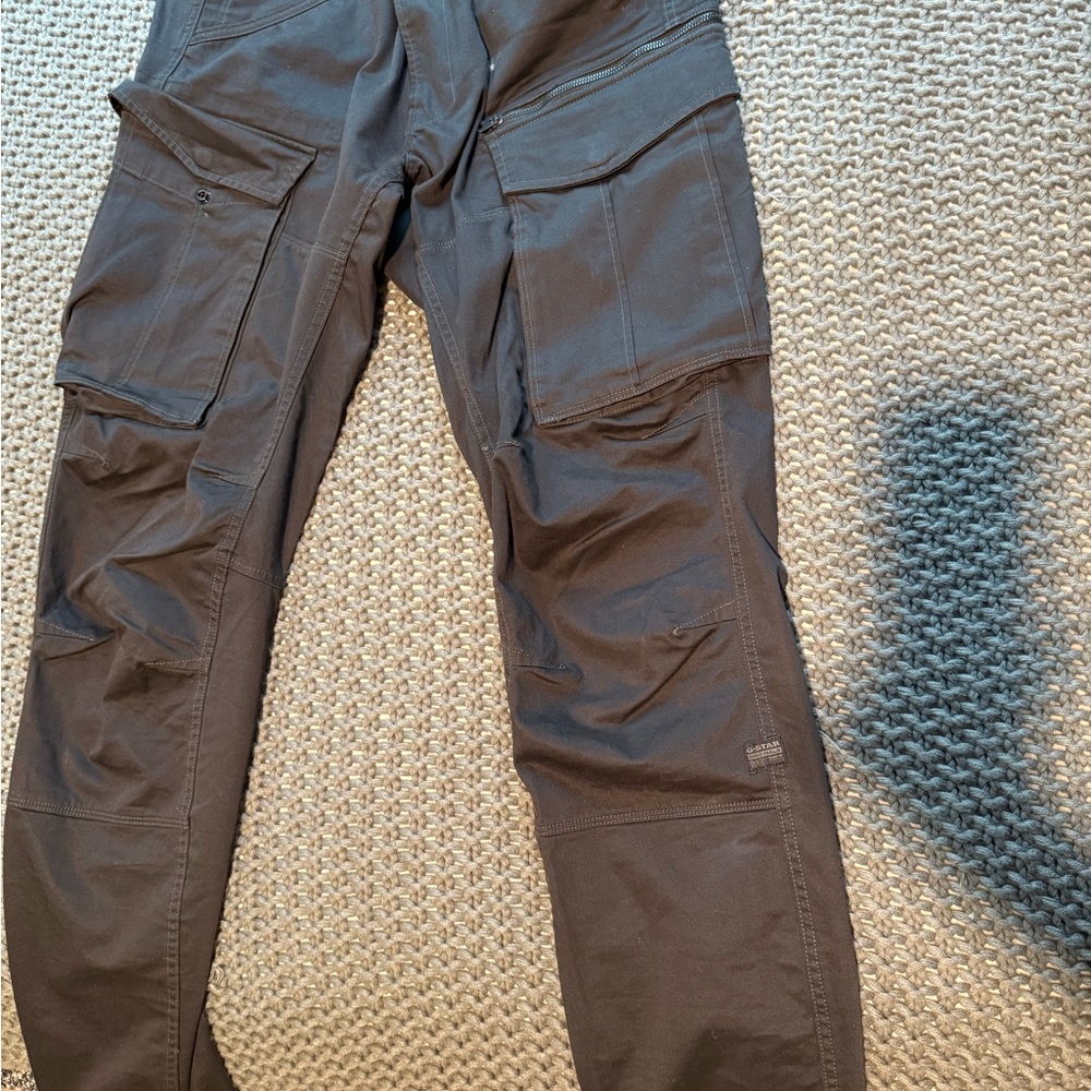 G-Star Black Cargo Pants with Durable Fabric and Articulated Knees